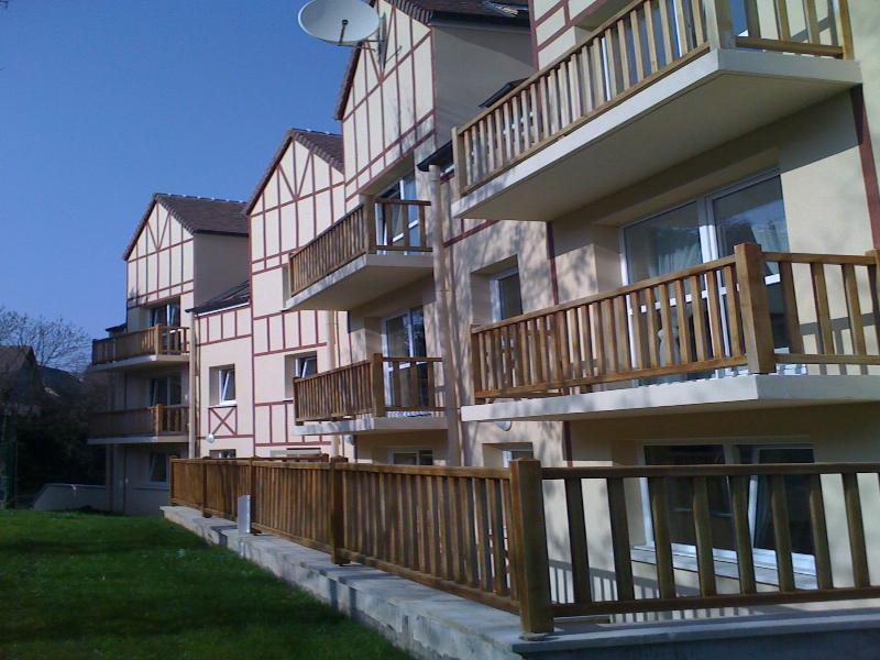 Sweet Home Appart'Hotel Deauville Sud Exteriör bild